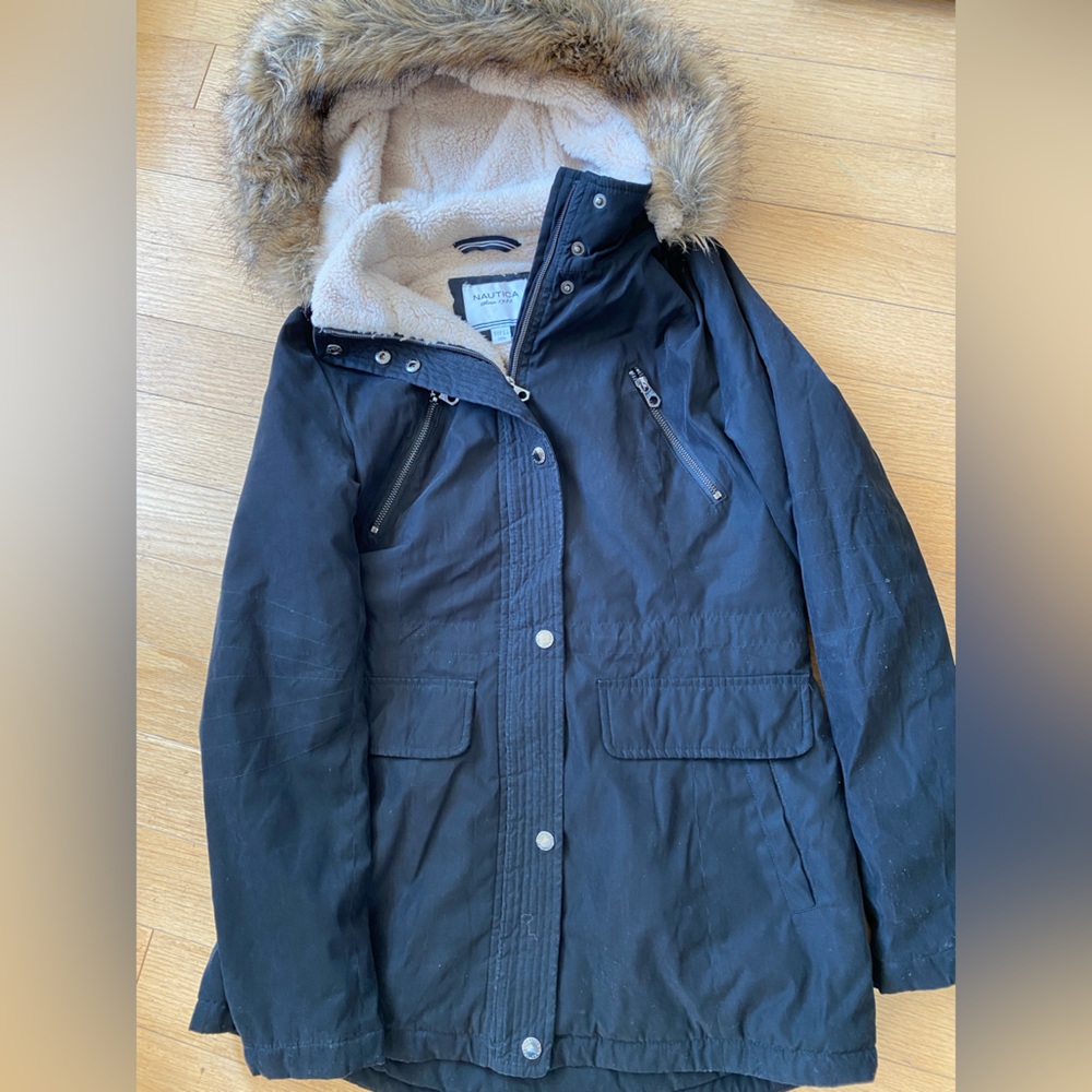 Nautica coat size S, good for spring weather